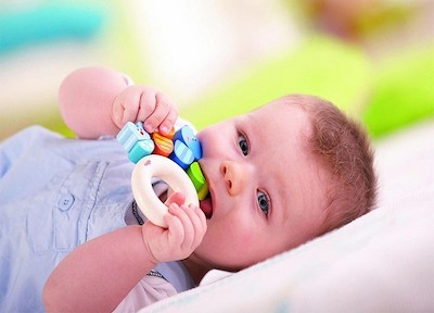 Kõristid, närimislelud imikute mänguasjad